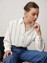 Carregar imagem no visualizador da galeria, Camisa Feminina Social com Botões - Steafy