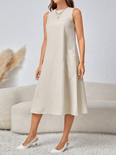Carregar imagem no visualizador da galeria, Vestido Sem Mangas com Bolso Inclinado - Casual e Solto