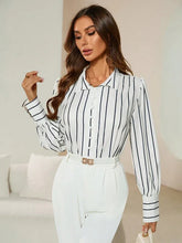 Carregar imagem no visualizador da galeria, Camisa Feminina de Manga Longa Com Listras Verticais - Paola