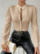 Carregar imagem no visualizador da galeria, Blusa Feminina Plissada Com Renda