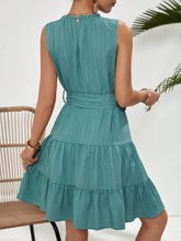 Carregar imagem no visualizador da galeria, Vestido Mini Sem Mangas com Babados e Cinto - Casual Feminino