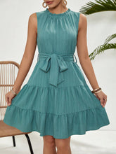 Carregar imagem no visualizador da galeria, Vestido Mini Sem Mangas com Babados e Cinto - Casual Feminino