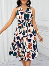 Carregar imagem no visualizador da galeria, Vestido de Verão com Estampa Geométrica e Laço na Cintura - Casual Feminino