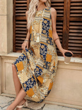 Carregar imagem no visualizador da galeria, Vestido Longo Boho Estampado de Retalhos com Bolsos - Verão