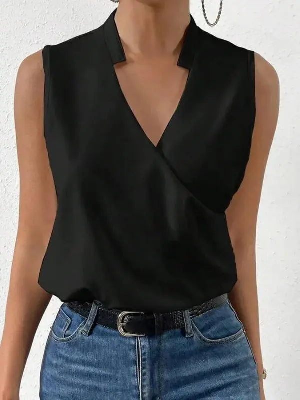 Blusa Vinny Sem Mangas com Decote Transpassado - Preto-3XG - HumArraso
