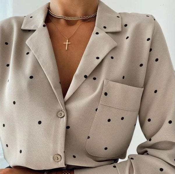 Camisa Feminina com Bolso Poás HumArraso