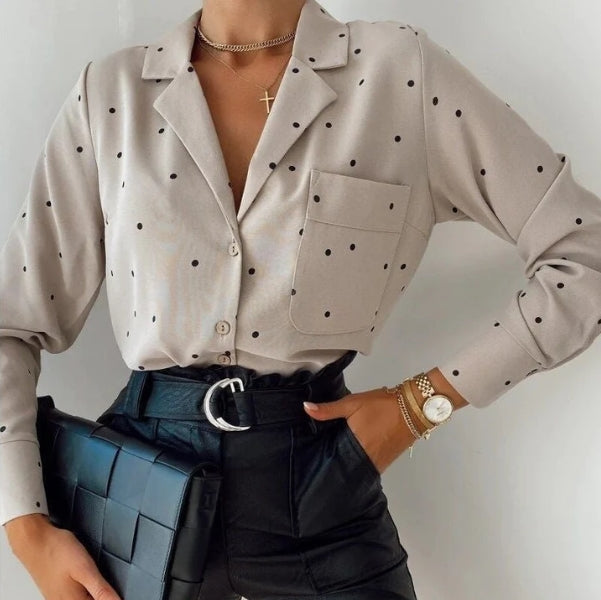 Camisa Feminina com Bolso Poás HumArraso