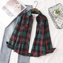 Carregar imagem no visualizador da galeria, Camisa Feminina Xadrez Quitéria - Zarvane -  Verde e Vermelho / 3G