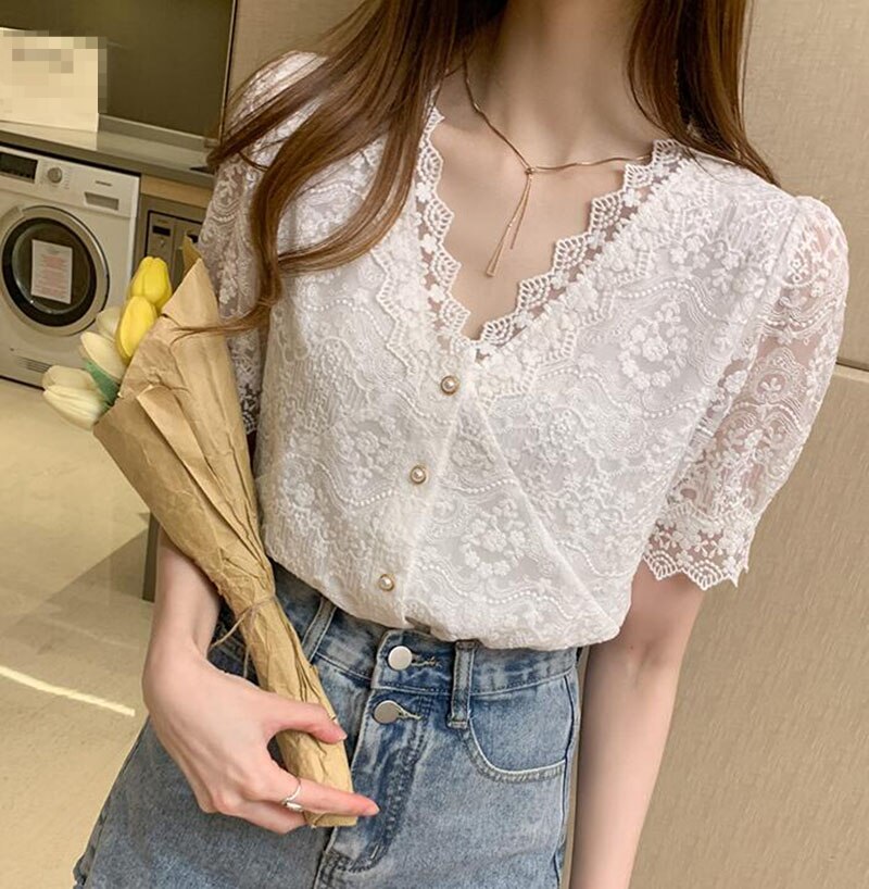 Camisa de Renda Gola em V HumArraso