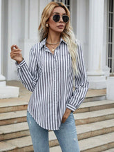 Carregar imagem no visualizador da galeria, Camisa Social Listrada - Suelen
