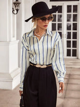Carregar imagem no visualizador da galeria, Camisa Social Feminina Listrada - Roberta
