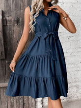 Carregar imagem no visualizador da galeria, Vestido com Babado na Barra e Cinto
