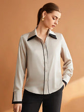 Carregar imagem no visualizador da galeria, Camisa Feminina Social de Cetim
