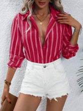 Carregar imagem no visualizador da galeria, Blusa Casual Feminina Listrada
