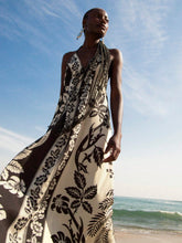 Carregar imagem no visualizador da galeria, Vestido Longo de Praia com Estampa Tropical, Alças Finas e Cintura Alta - Boho Casual
