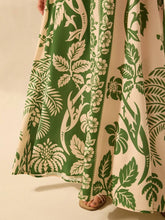 Carregar imagem no visualizador da galeria, Vestido Longo de Praia com Estampa Tropical, Alças Finas e Cintura Alta - Boho Casual

