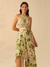 Carregar imagem no visualizador da galeria, Vestido Longo de Verão com Estampa Tropical e Decote Halter
