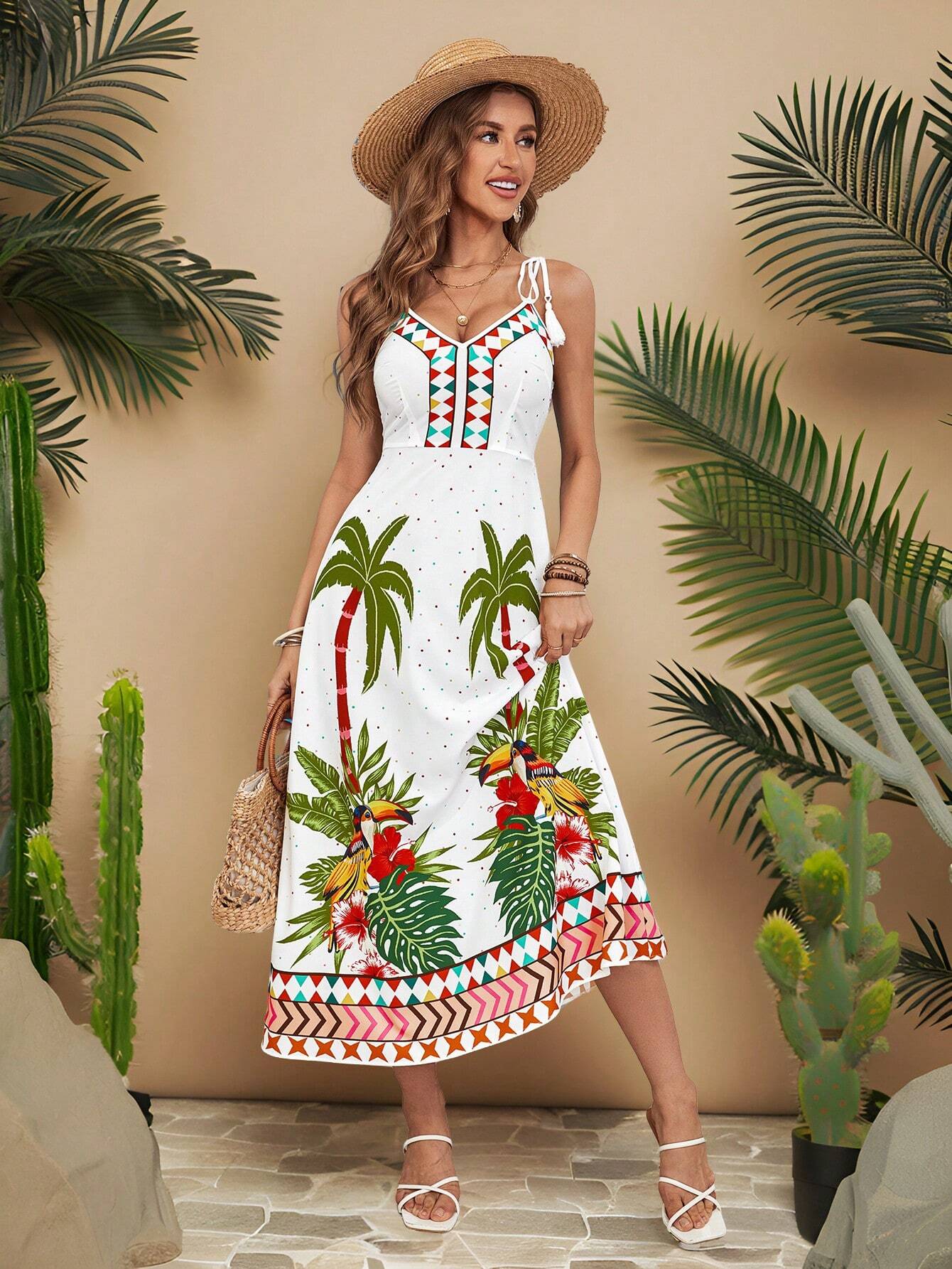 Vestido Longo de Praia com Estampa Tropical e Nó no Ombro