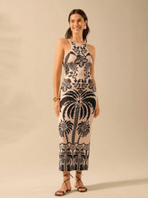 Carregar imagem no visualizador da galeria, Vestido Boêmio Feminino com Estampa Tropical e Costas Abertas e Abertura Lateral
